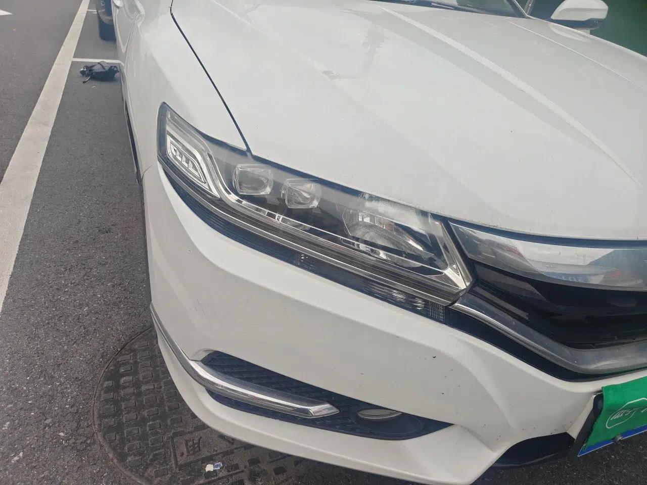 Honda Spirior 2015 2.0L Prestige Edition — миниатюра 7