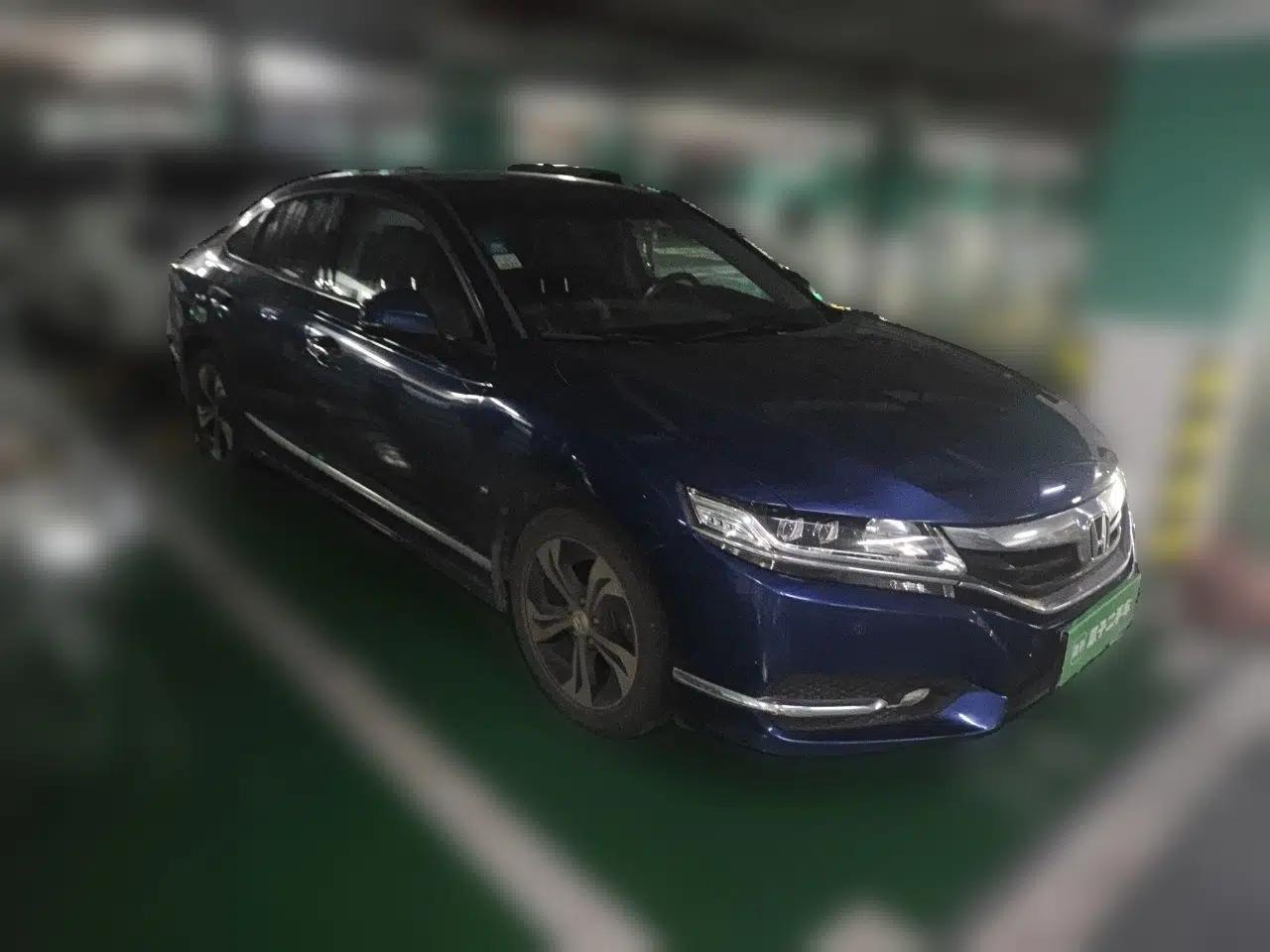 Honda Spirior 2015 2.4L Prestige Edition — миниатюра 3