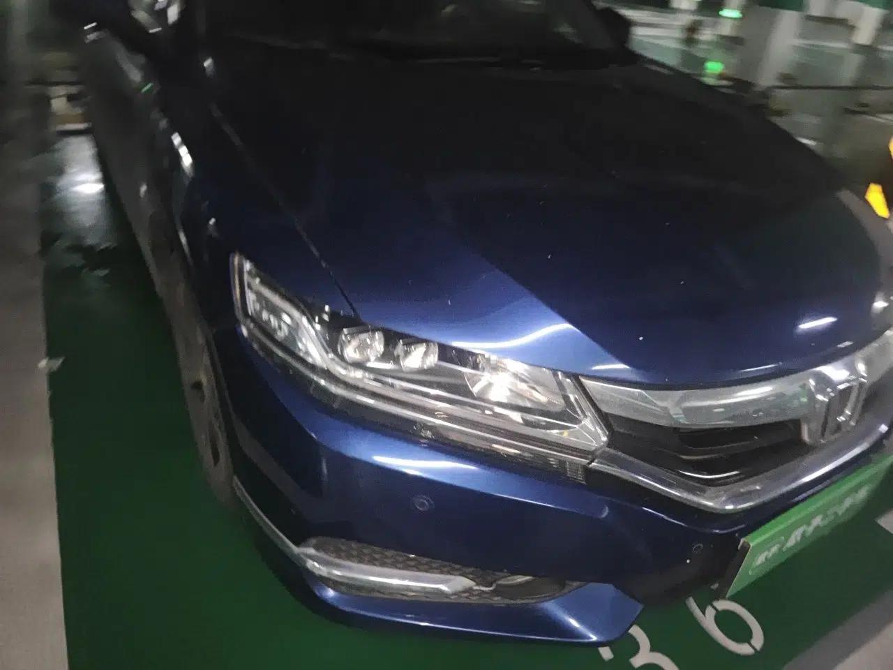 Honda Spirior 2015 2.4L Prestige Edition — миниатюра 7