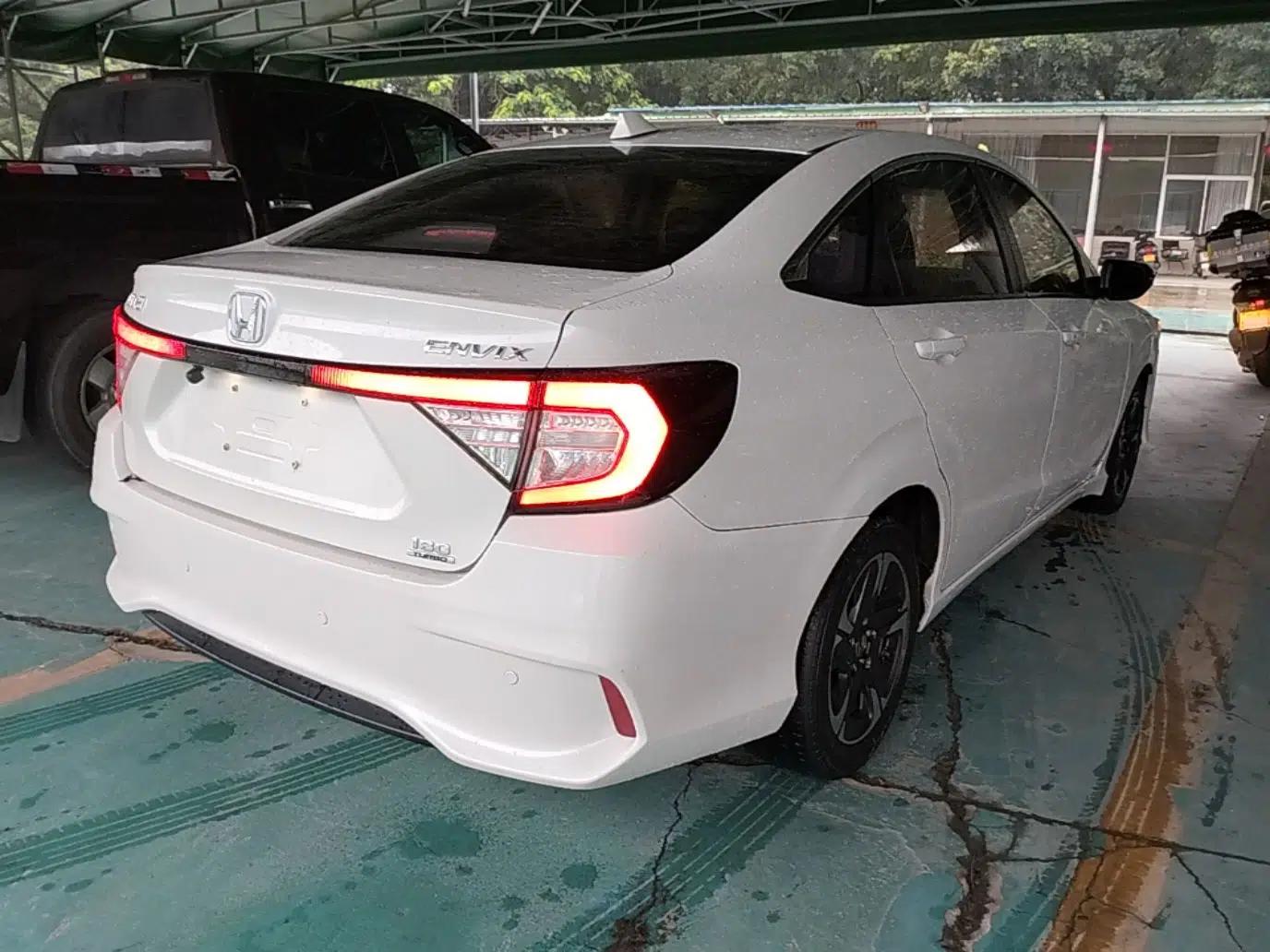 Honda Envix 2019 180TURBO CVT Enjoyment Version China VI — миниатюра 6