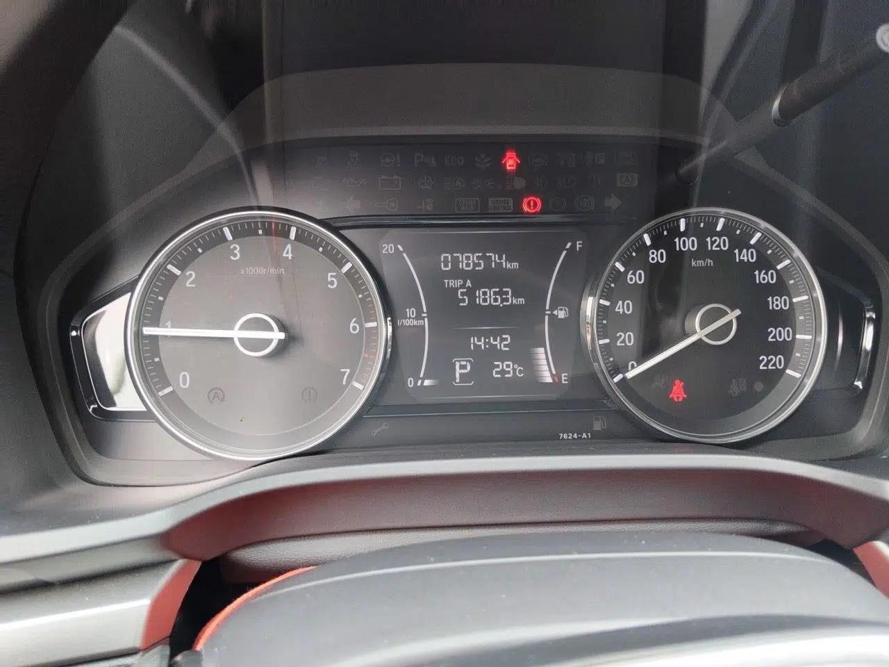 Honda Envix 2019 180TURBO CVT Enjoyment Edition China VI — миниатюра 11