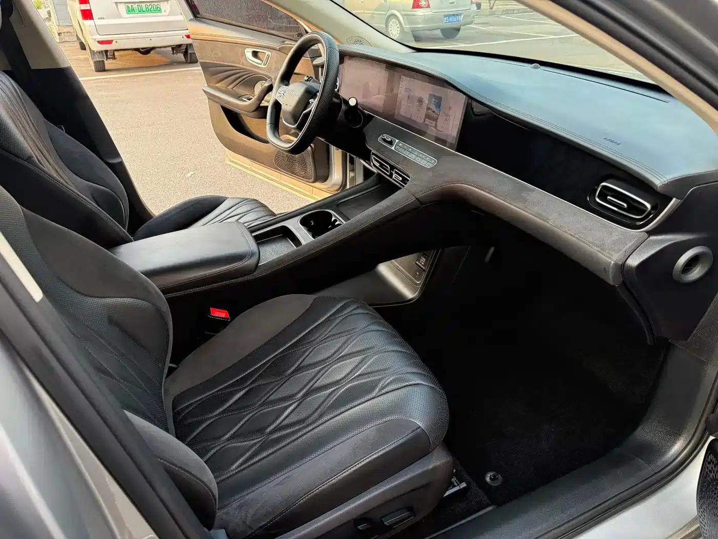 Roewe D7 2023 DMH 125km Flagship Edition — миниатюра 11