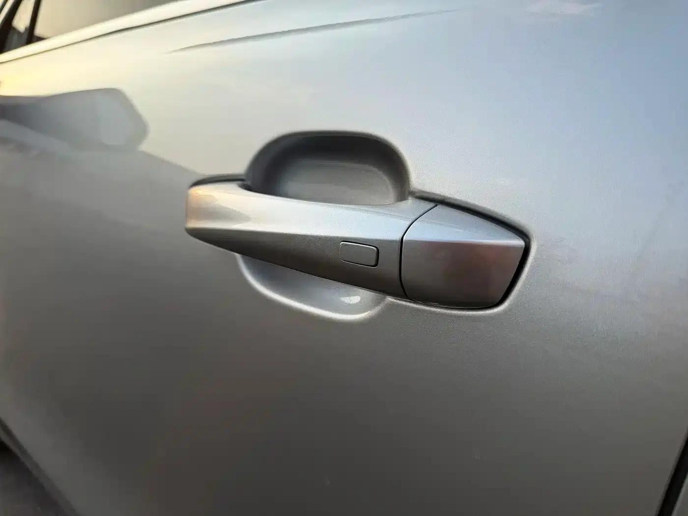 Roewe D7 2023 DMH 125km Flagship Edition — миниатюра 23