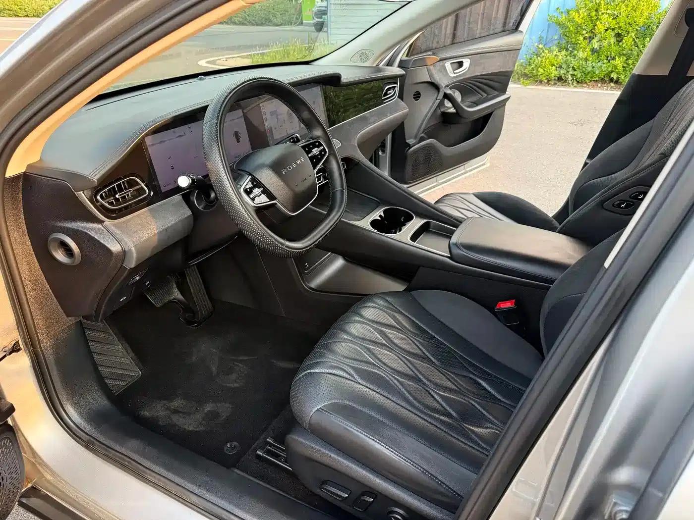 Roewe D7 2023 DMH 125km Flagship Edition — миниатюра 10