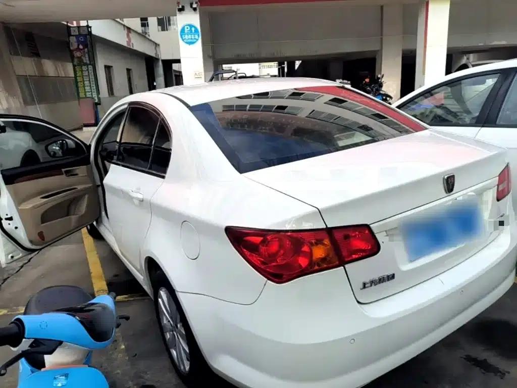 Roewe 350 2014 1.5L Automatic Delight Edition — миниатюра 5