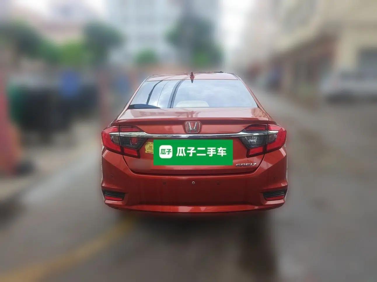 Honda Greiz 2016 1.5L CVT Comfort Version — миниатюра 5