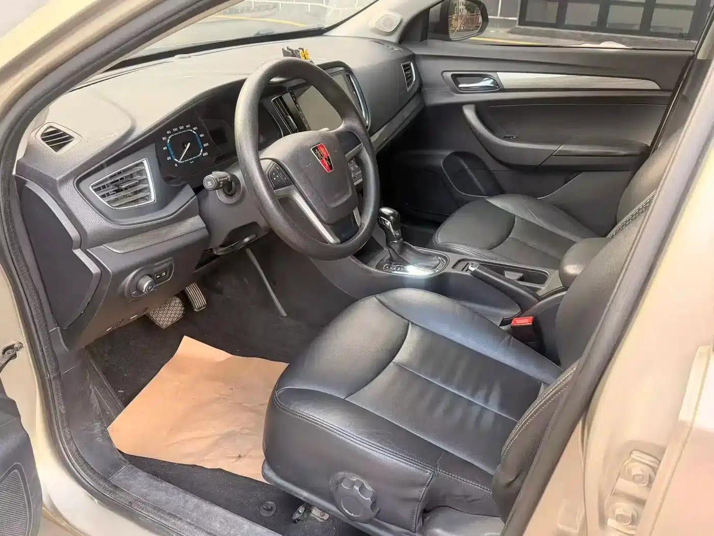 Roewe 360 2015 1.5L Automatic Deluxe Edition — миниатюра 9