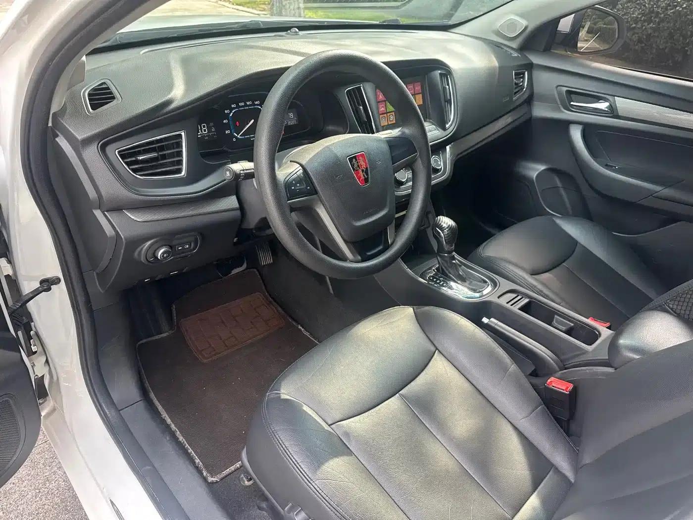 Roewe 360 2017 1.5L Automatic Deluxe Edition — миниатюра 13