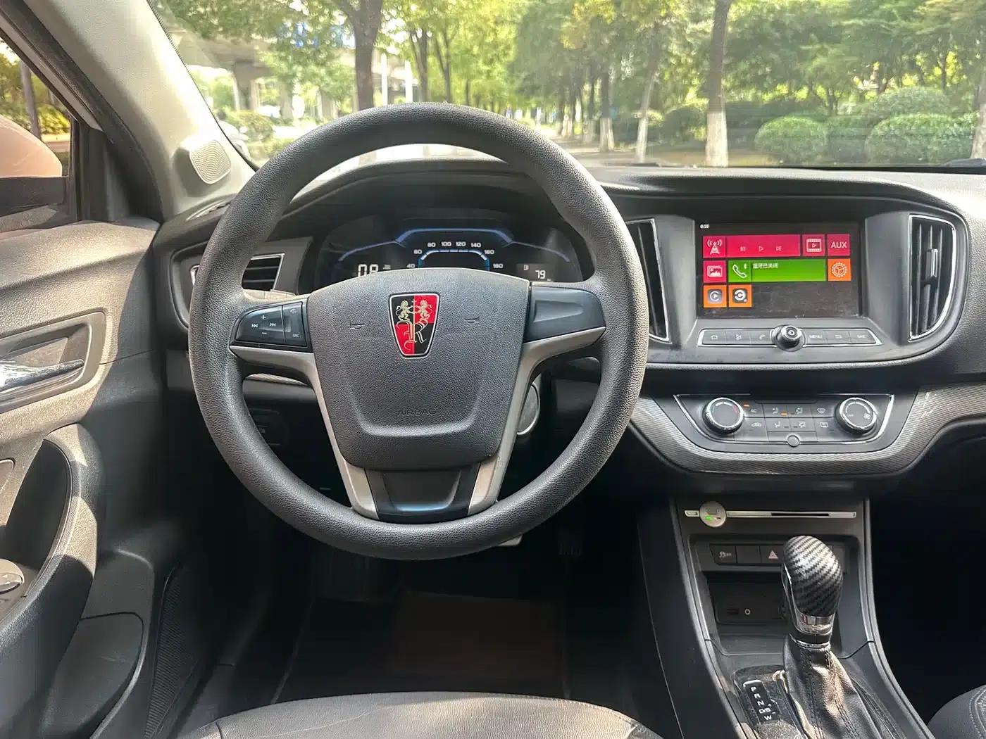 Roewe 360 2017 1.5L Automatic Deluxe Edition — миниатюра 19