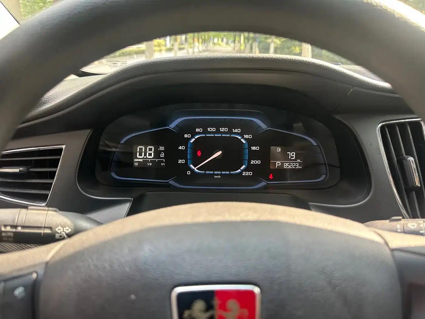 Roewe 360 2017 1.5L Automatic Deluxe Edition — миниатюра 20