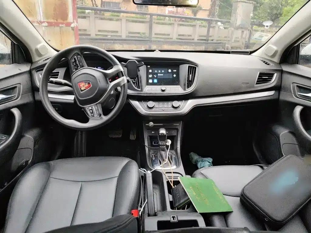 Roewe 360 2018 PLUS 1.5L Automatic Premium Edition — миниатюра 13