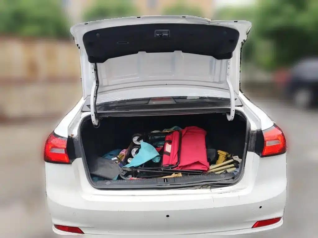 Roewe 360 2018 PLUS 1.5L Automatic Premium Edition — миниатюра 10