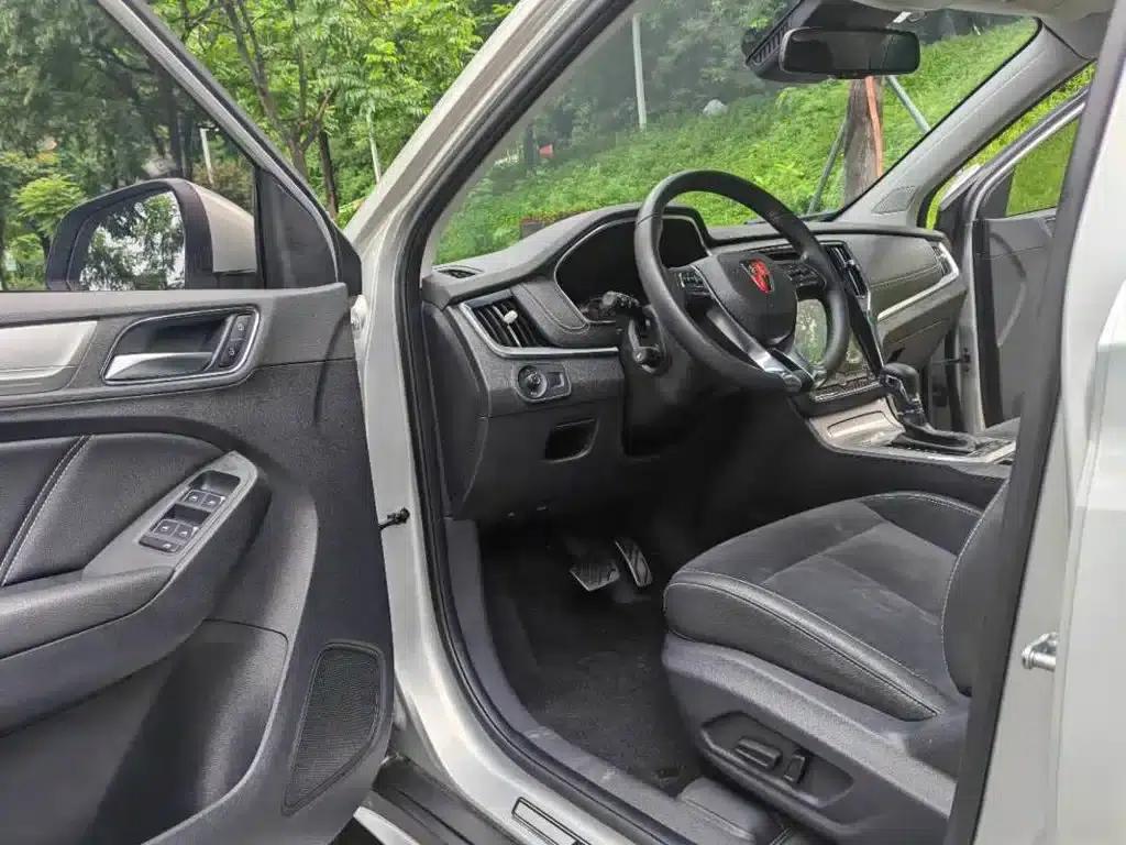 Roewe RX5 New Energy 2017 eRX5 50T Hybrid Connected Premium Flagship Edition — миниатюра 7