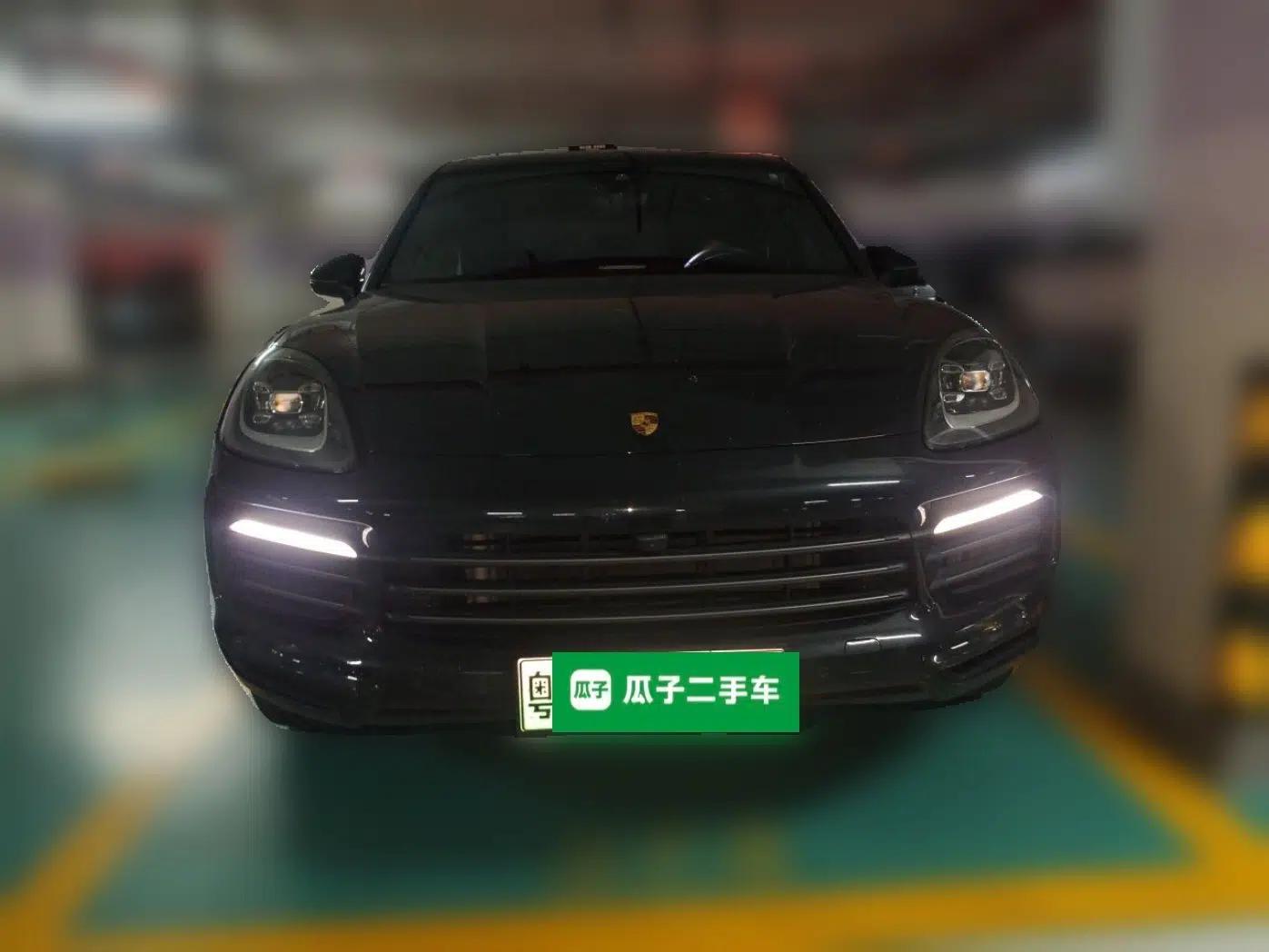 Porsche Cayenne E-Hybrid 2023 Cayenne E-Hybrid 2.0T Platinum Edition — миниатюра 2