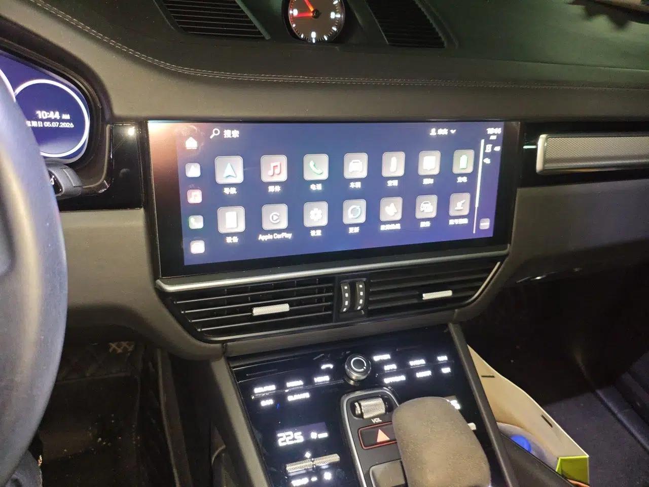 Porsche Cayenne E-Hybrid 2023 Cayenne E-Hybrid 2.0T Platinum Edition — миниатюра 13