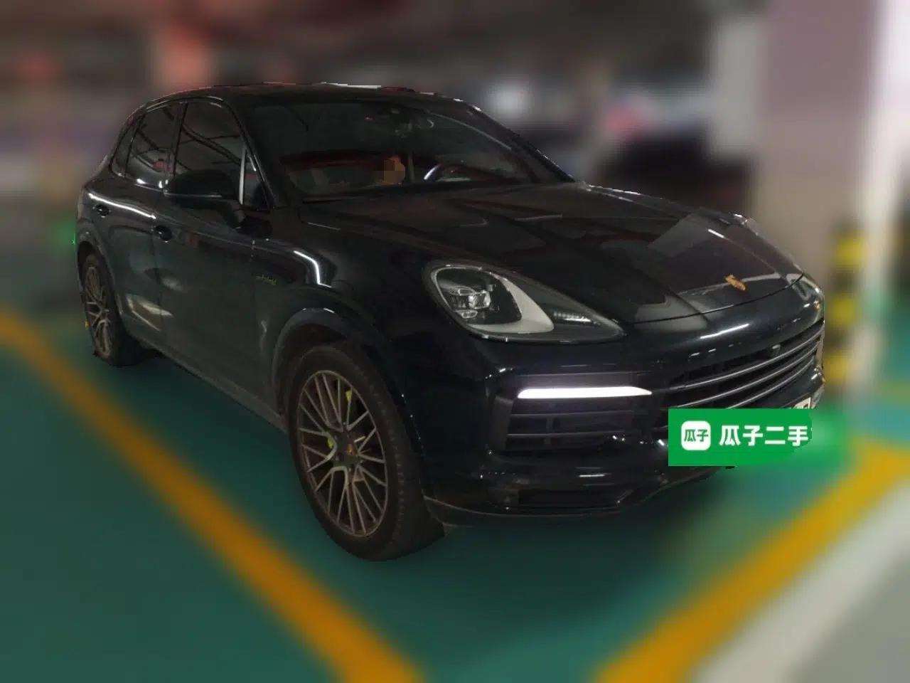 Porsche Cayenne E-Hybrid 2023 Cayenne E-Hybrid 2.0T Platinum Edition — миниатюра 3