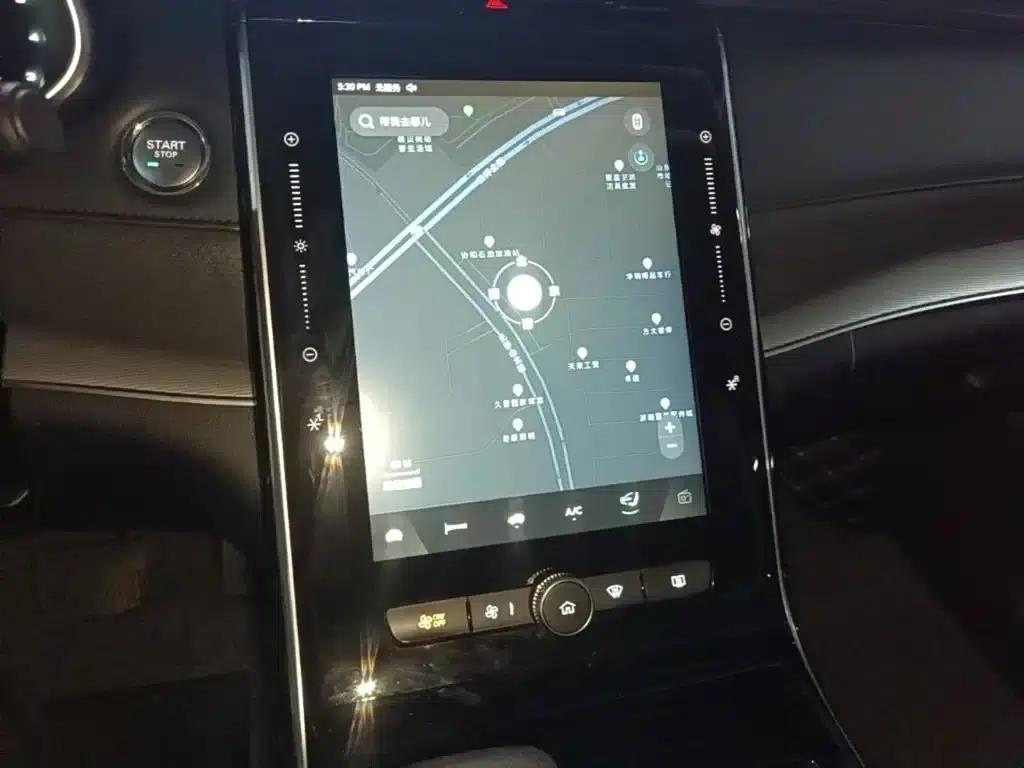 Roewe RX5 MAX 2019 300TGI Automatic 4G Connected Luxury Edition — миниатюра 13