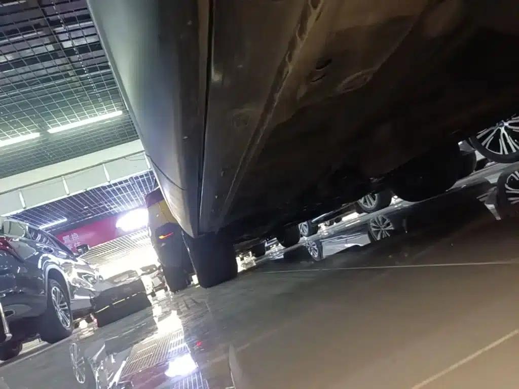 Roewe RX5 MAX 2019 300TGI Automatic 4G Connected Luxury Edition — миниатюра 22