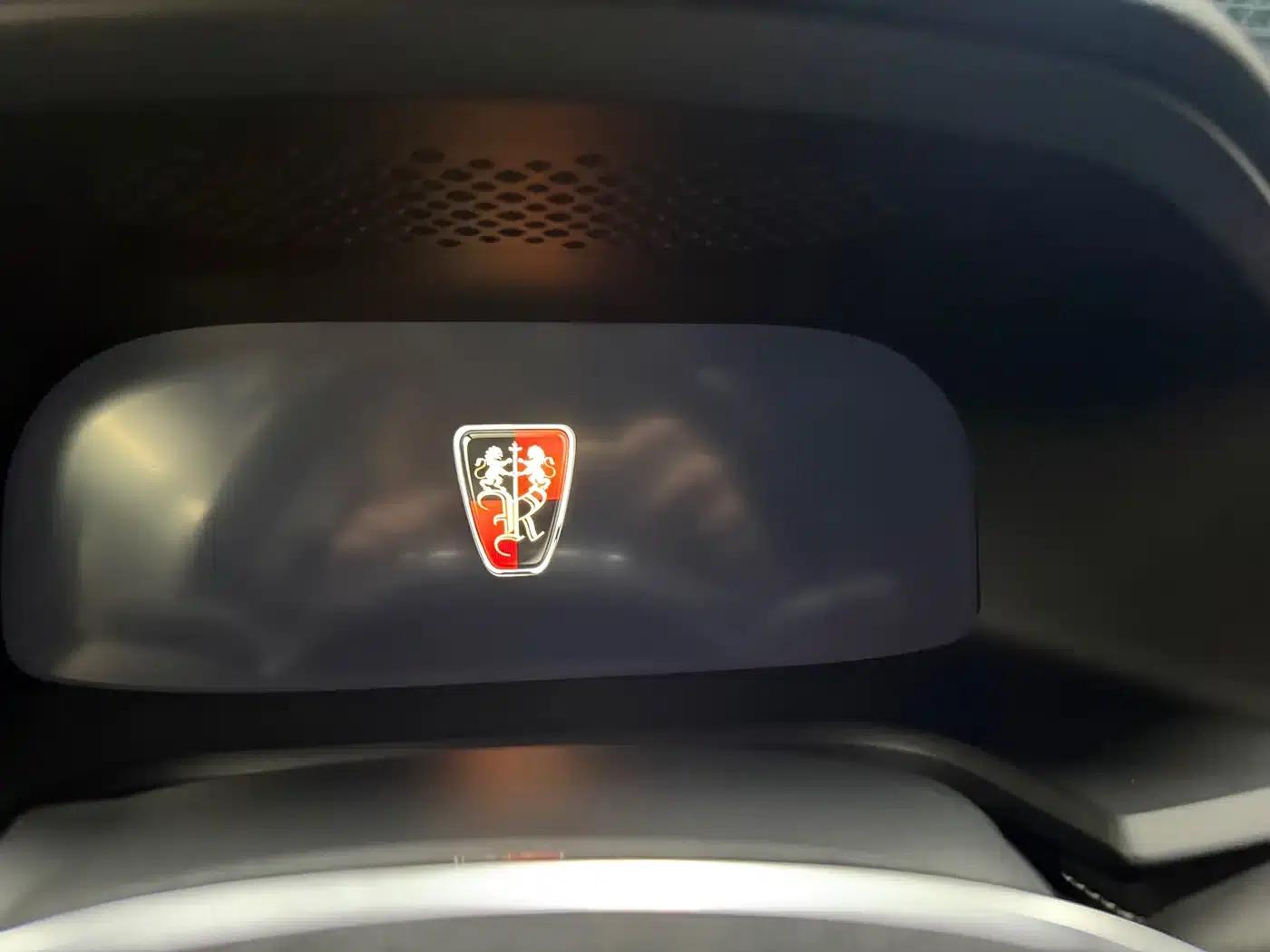 Roewe i6 New Energy 2017 45T Hybrid Connected Smart Edition — миниатюра 12
