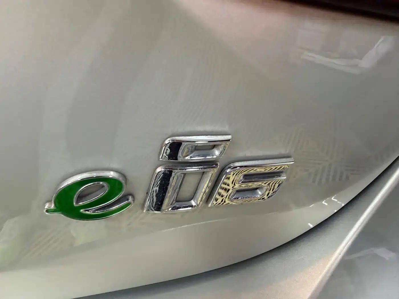 Roewe i6 New Energy 2017 45T Hybrid Connected Smart Edition — миниатюра 53