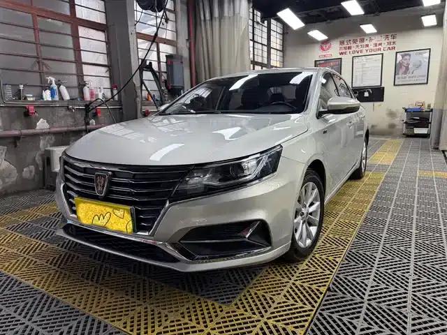 Roewe i6 New Energy 2017 45T Hybrid Connected Smart Edition