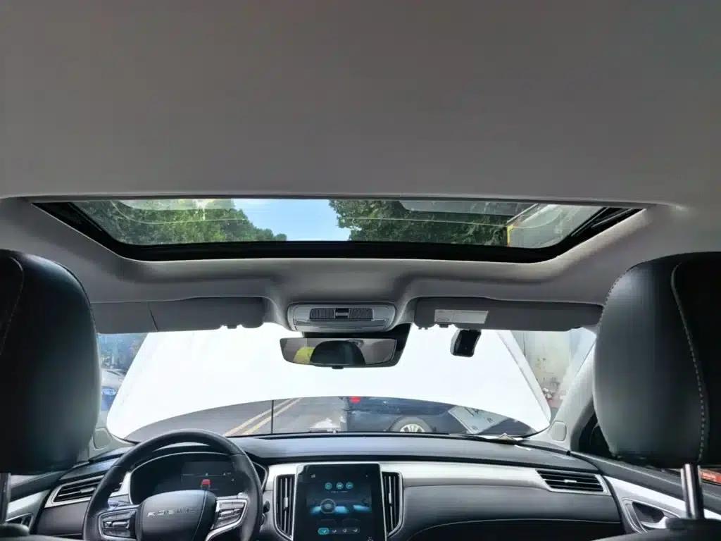 Roewe i6 MAX 2020 300TGI Automatic Cool and Intelligent Driving Edition — миниатюра 18