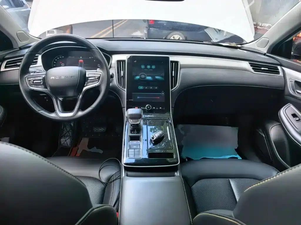 Roewe i6 MAX 2020 300TGI Automatic Cool and Intelligent Driving Edition — миниатюра 10