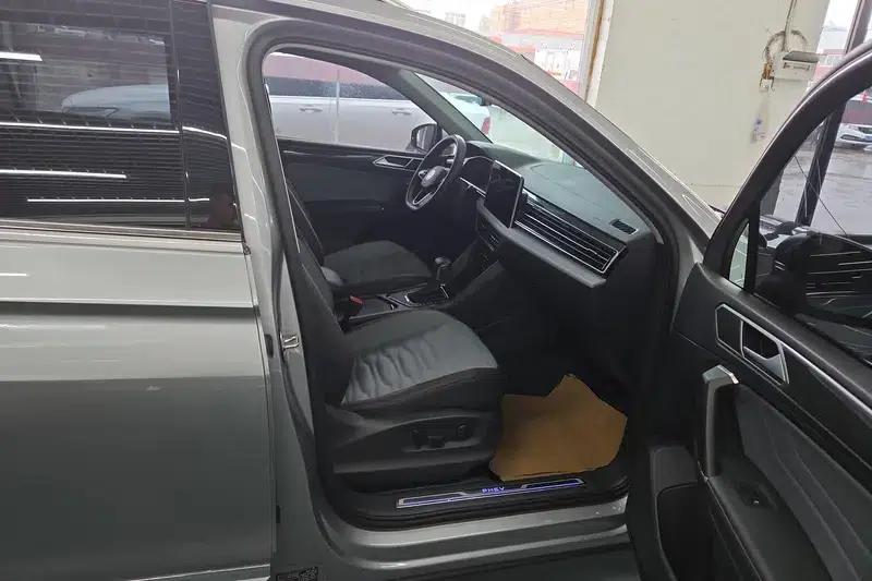 Tiguan L PHEV 2022 430PHEV Plug-in Hybrid Flagship Edition — миниатюра 15