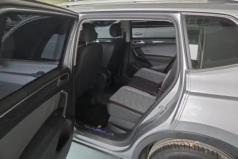 Tiguan L PHEV 2022 430PHEV Plug-in Hybrid Flagship Edition — миниатюра 16