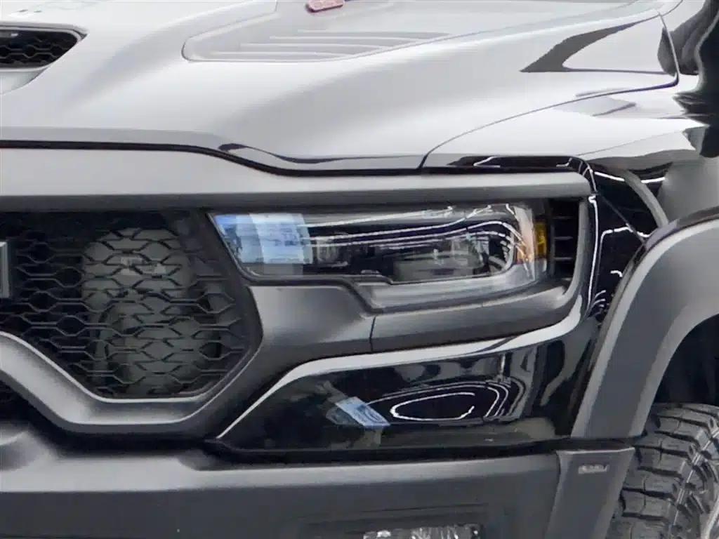 RAM Trucks Tyrannosaurus Rex 2022 6.2T US Spec — миниатюра 3