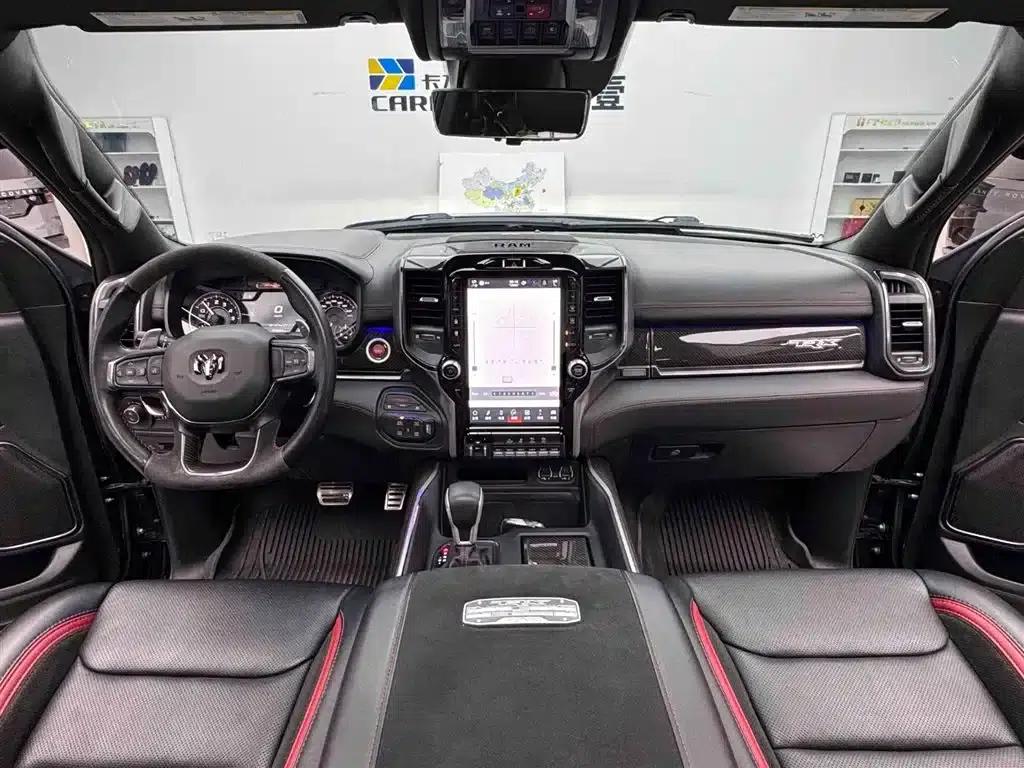 RAM Trucks Tyrannosaurus Rex 2022 6.2T US Spec — миниатюра 9