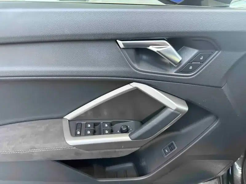 Audi Q3 2023 35 TFSI Progressive Dynamic — миниатюра 20