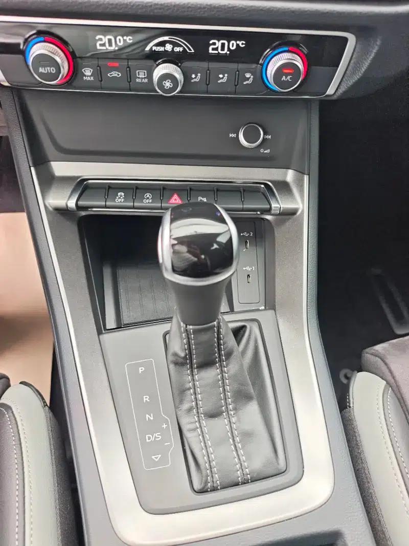 Audi Q3 2022 35 TFSI Progressive Dynamic — миниатюра 10