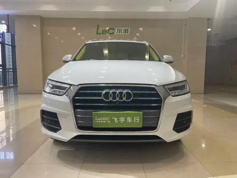Audi Q3 2018 30th Anniversary Edition 30 TFSI Fashion Model — миниатюра 2