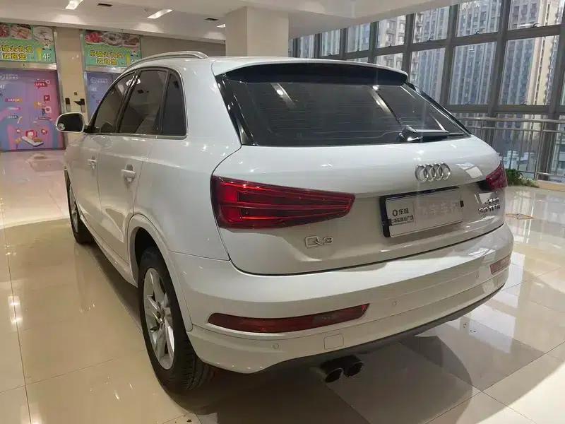 Audi Q3 2018 30th Anniversary Edition 30 TFSI Fashion Model — миниатюра 4