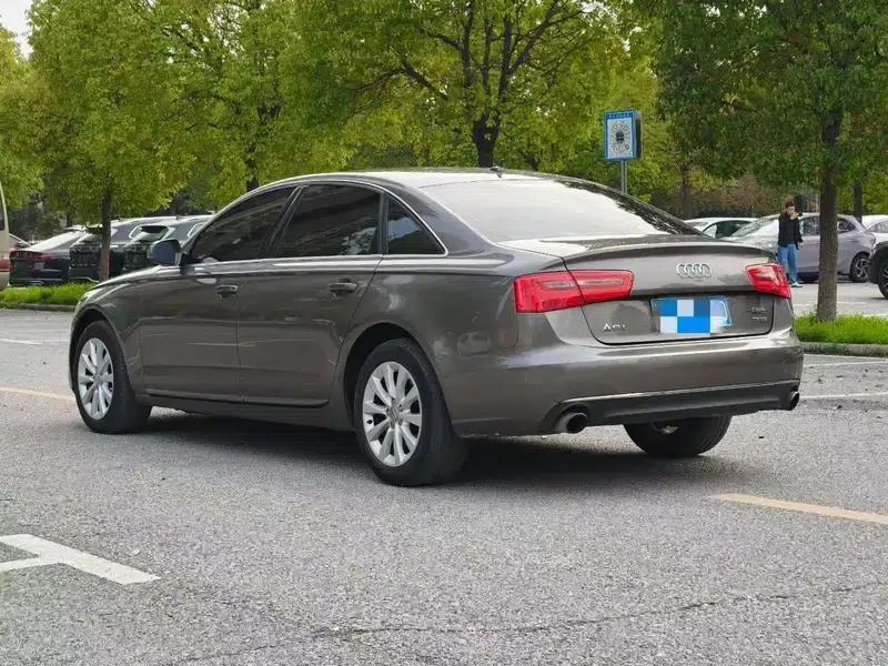 Audi A6L 2014 TFSI Standard Edition — миниатюра 4