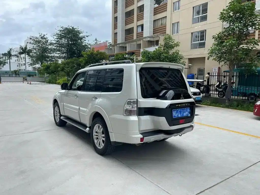 2020 Pajero (Imported) V97 3.8L Automatic — миниатюра 6