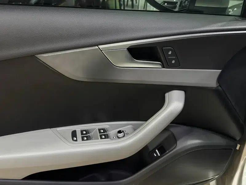 Audi A4L 2017 Plus 40 TFSI Progressive — миниатюра 20