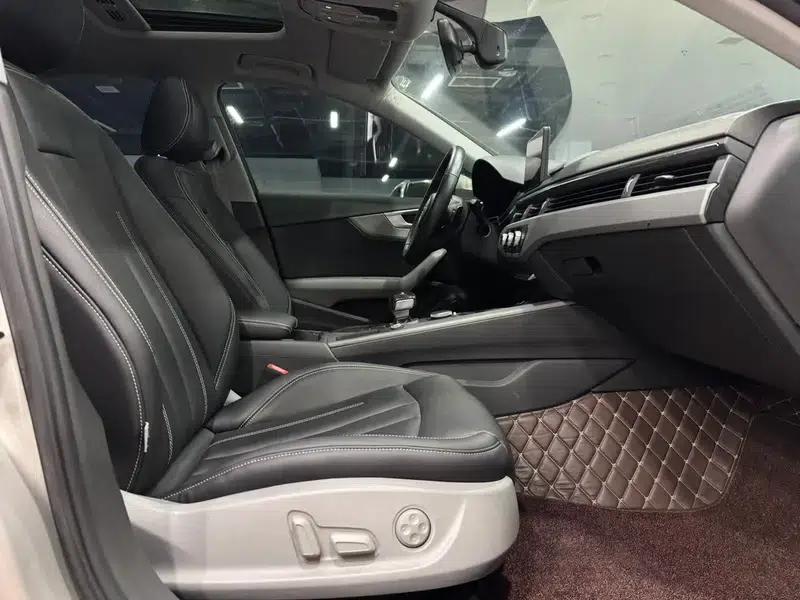 Audi A4L 2017 Plus 40 TFSI Progressive — миниатюра 23
