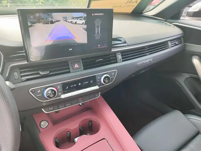 Audi A4L 2025 2 Million Unit Enjoyment Edition 40 TFSI Luxury Dynamic Model — миниатюра 8
