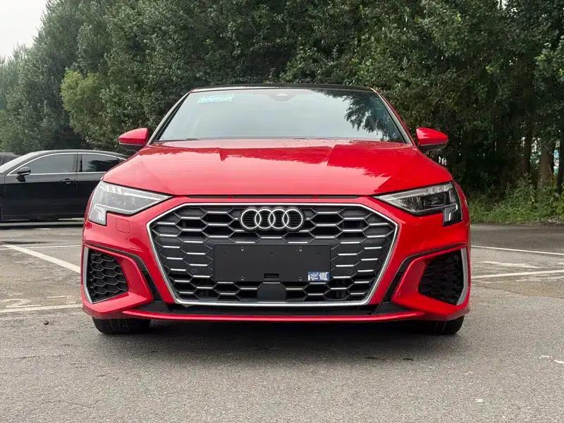 Audi A3 2023 Sportback 35 TFSI Fashion Sport — миниатюра 2
