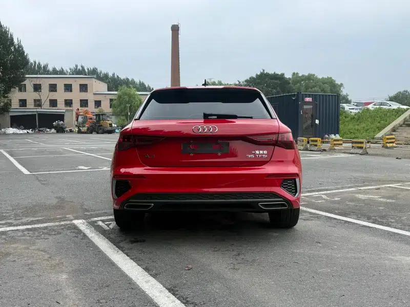 Audi A3 2023 Sportback 35 TFSI Fashion Sport — миниатюра 5