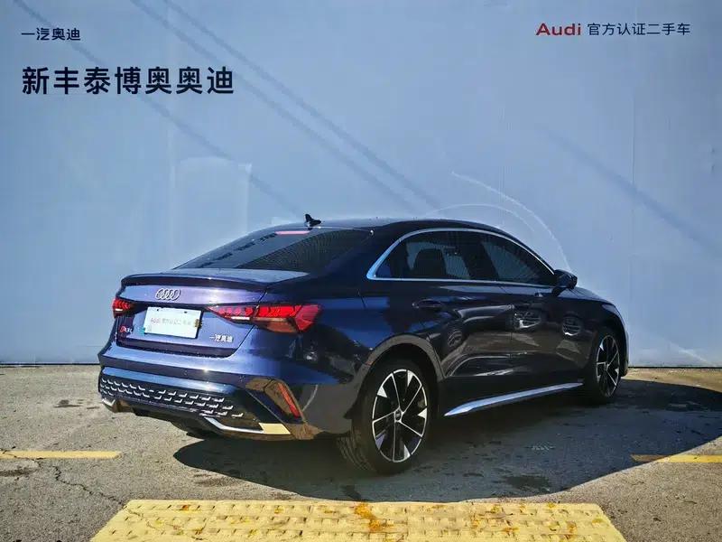 Audi A3 2025 A3L Limousine 35 TFSI Flying Spur Luxury Edition + Luxury Package — миниатюра 5