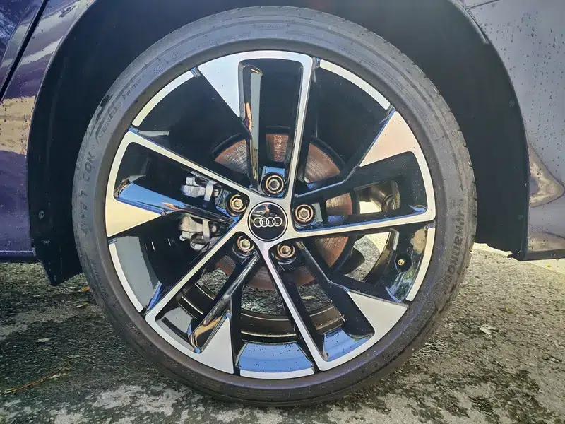 Audi A3 2025 A3L Limousine 35 TFSI Flying Spur Luxury Edition + Luxury Package — миниатюра 6