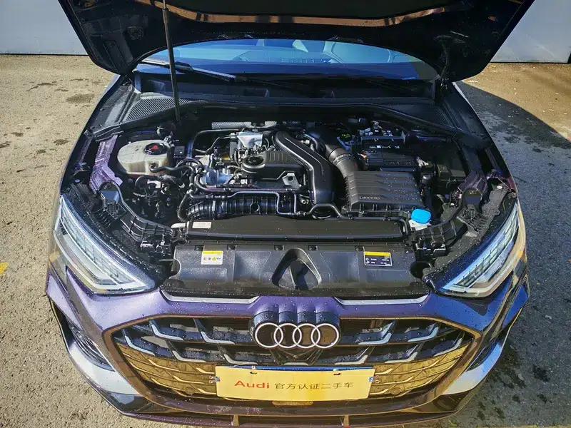 Audi A3 2025 A3L Limousine 35 TFSI Flying Spur Luxury Edition + Luxury Package — миниатюра 7