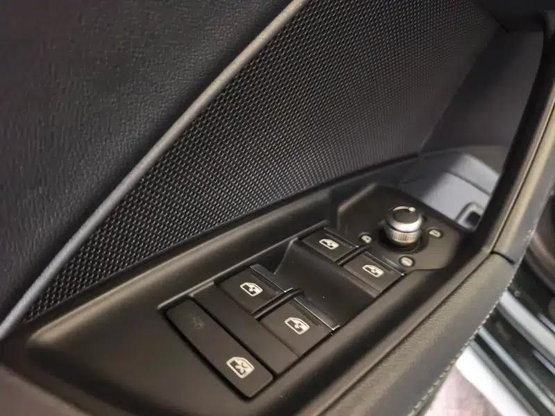 Audi A3 2023 Facelift A3L Limousine 35 TFSI Luxury Sport — миниатюра 18