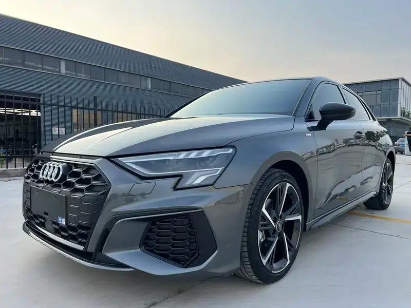 Audi A3 2022 Sportback 35 TFSI Fashion Sport — миниатюра 1