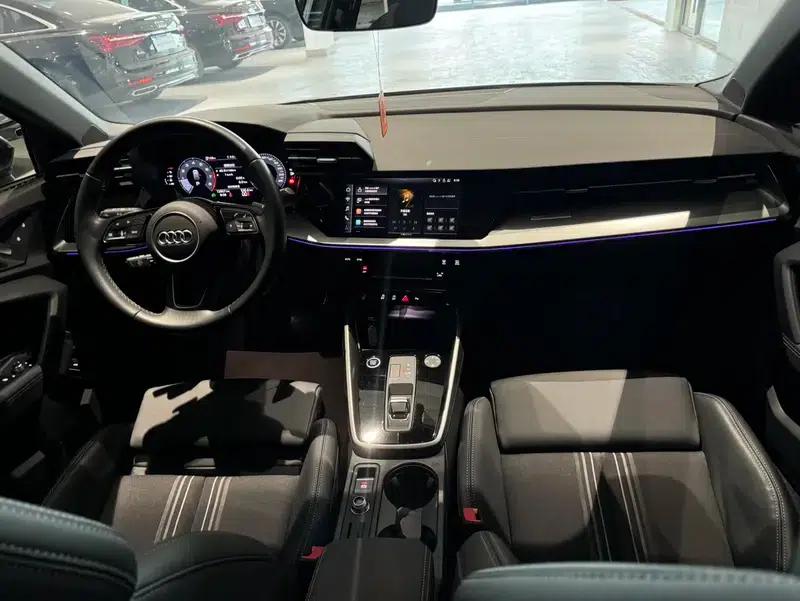 Audi A3 2023 Facelift Sportback 35 TFSI Fashion Sporty Model — миниатюра 8