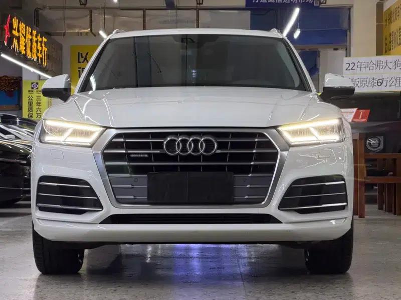Audi Q5L 2020 40 TFSI Luxury Fashion Edition — миниатюра 2