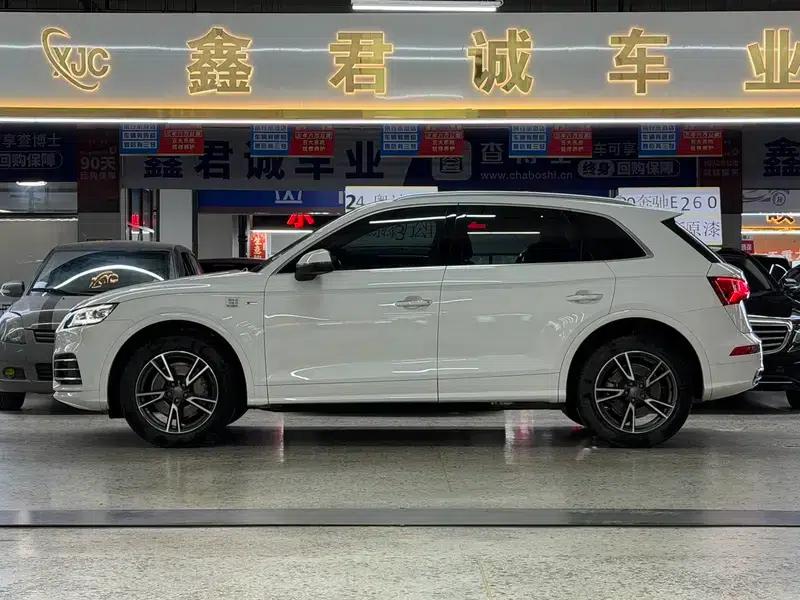 Audi Q5L 2020 40 TFSI Luxury Fashion Edition — миниатюра 3